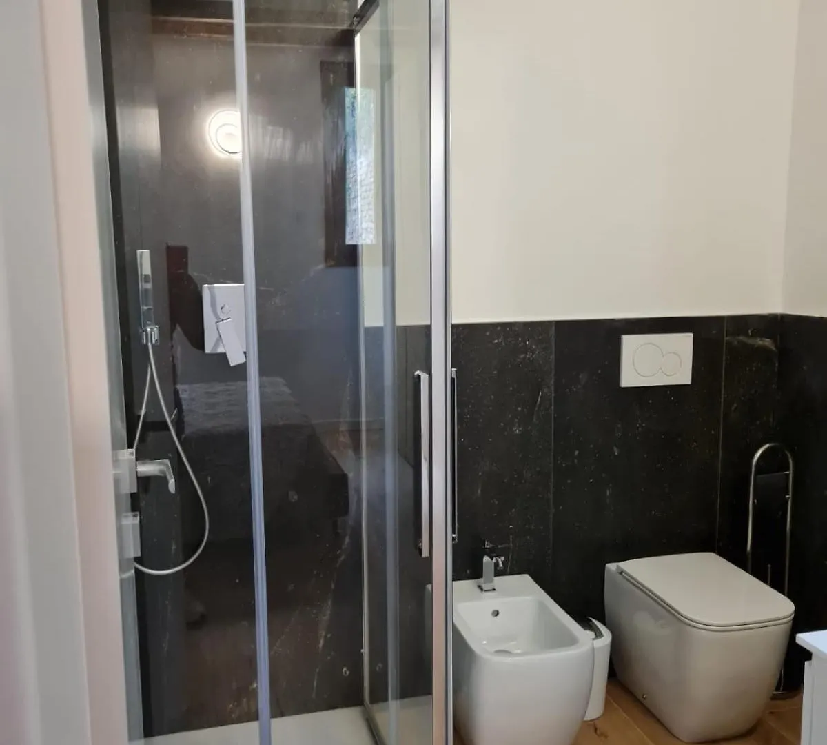 ונציה Levante House 0*,