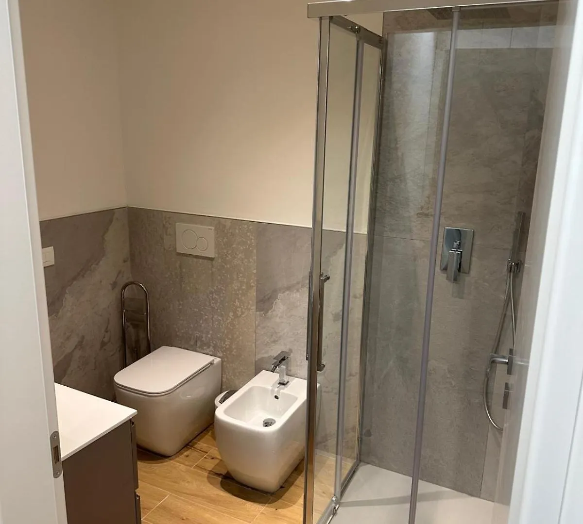 ונציה Levante House 0*,