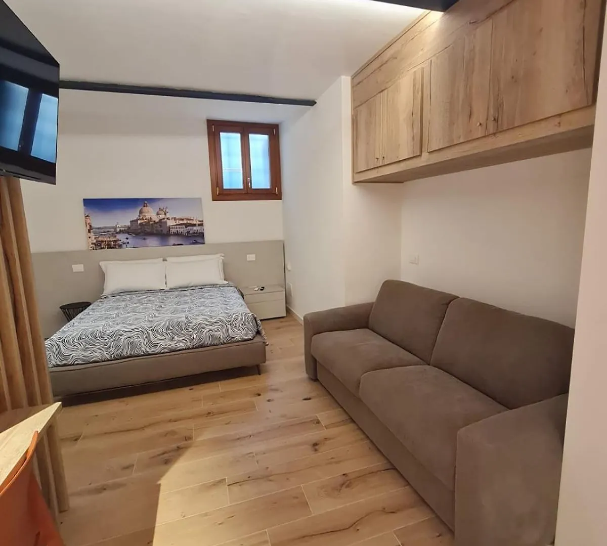 ונציה Levante House 0*,